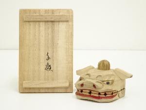 三階千嶺造　木彫獅子香合（共箱）